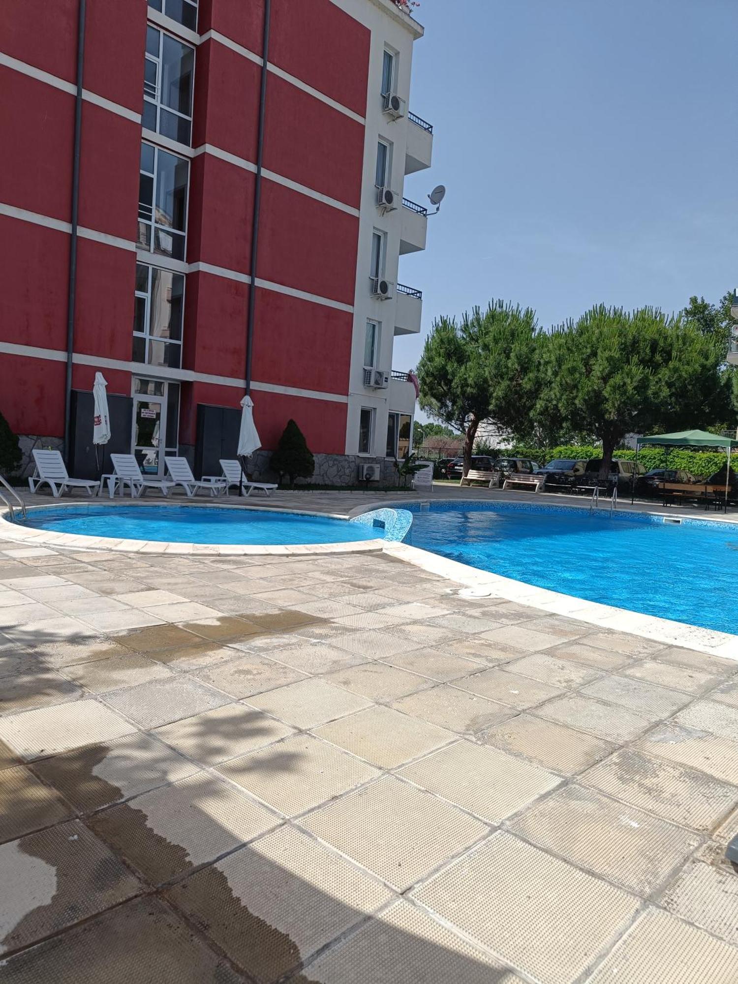 Rose Residence Pantai Sunny Luaran gambar