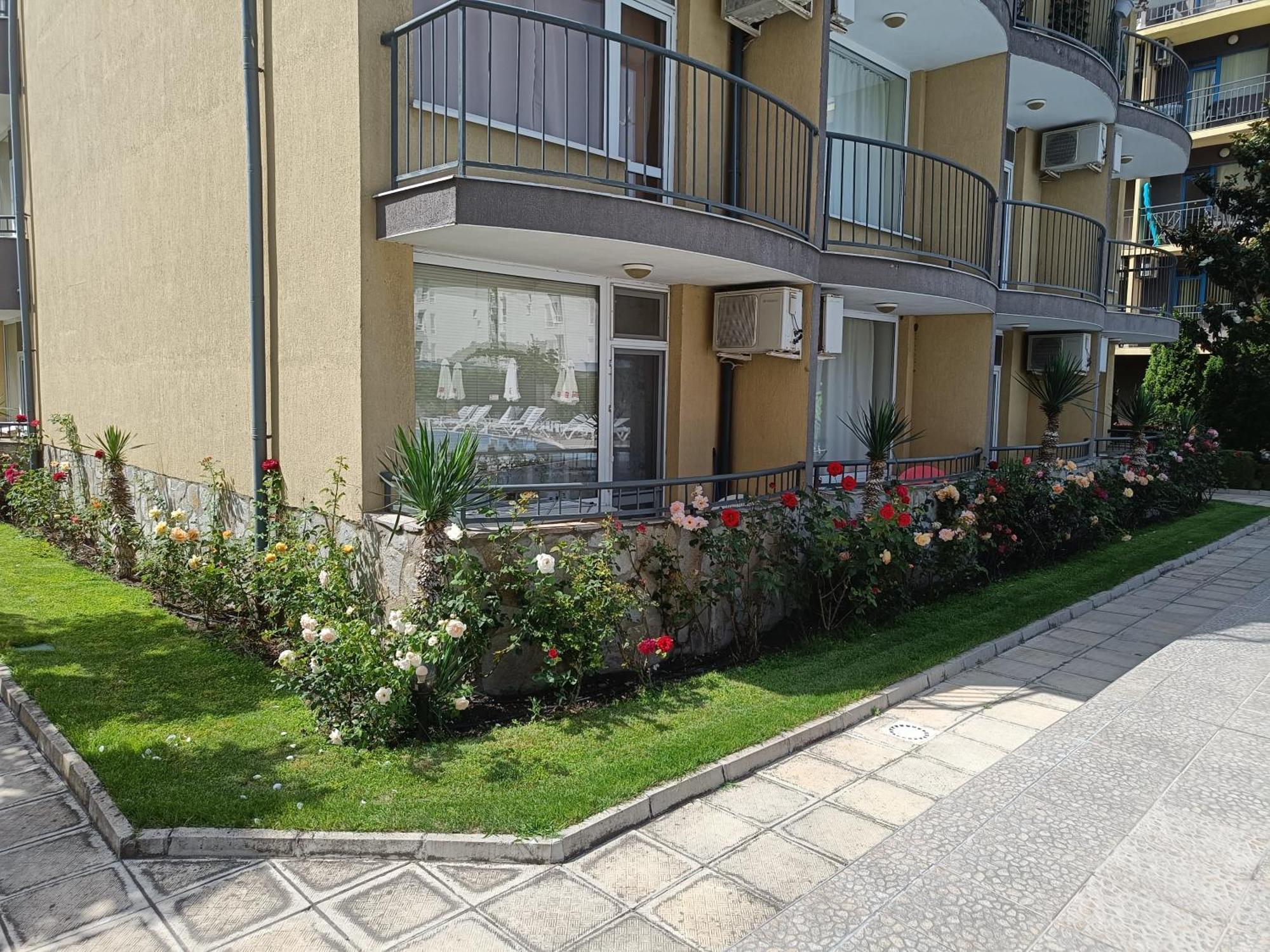Rose Residence Pantai Sunny Luaran gambar